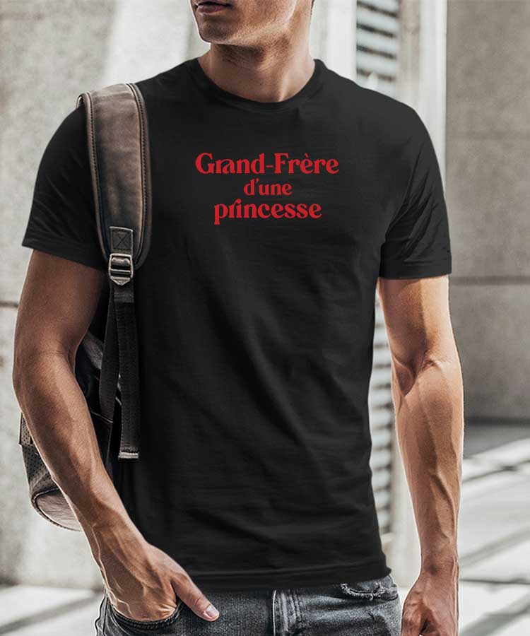 T-Shirt Noir Grand-Frère d'une princesse Pour homme-2