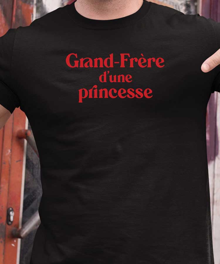 T-Shirt Noir Grand-Frère d'une princesse Pour homme-1