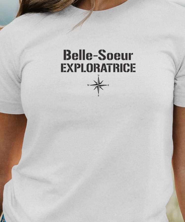 T-Shirt Blanc Belle-Soeur exploratrice Pour femme-1