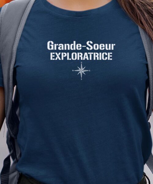 T-Shirt Bleu Marine Grande-Soeur exploratrice Pour femme-1