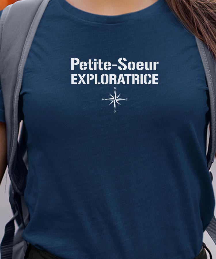 T-Shirt Bleu Marine Petite-Soeur exploratrice Pour femme-1