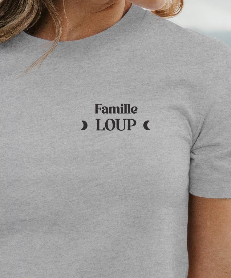 T-Shirt Gris Famille Loup lune coeur Pour femme-1