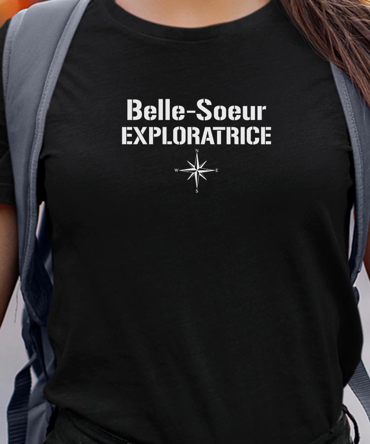 T-Shirt Noir Belle-Soeur exploratrice Pour femme-1