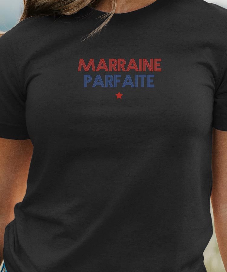 T-Shirt Noir Marraine parfaite Pour femme-1