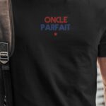 T-Shirt Noir Oncle parfait Pour homme-1