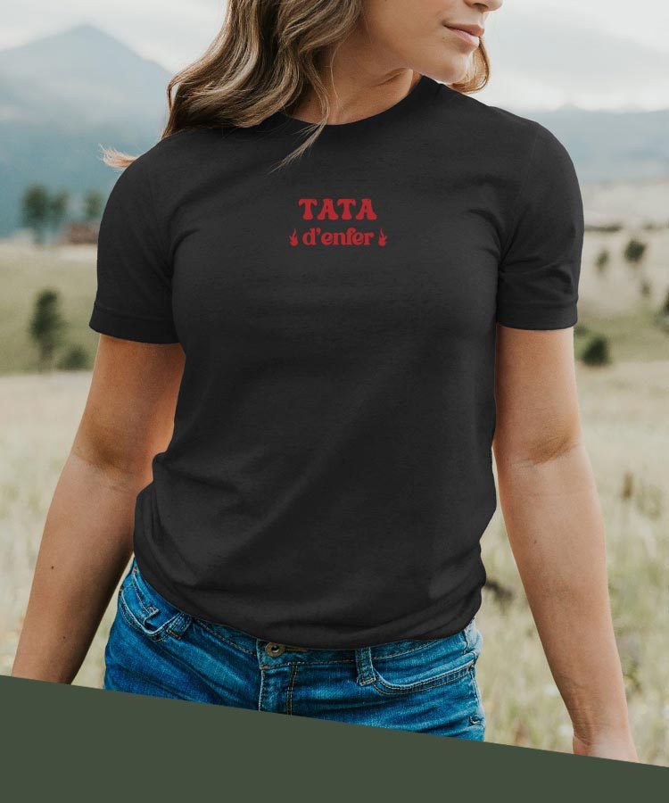 T-Shirt Noir Tata d'enfer Pour femme-2