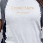 T-Shirt Blanc Grand-Mère de compet' Pour femme-1