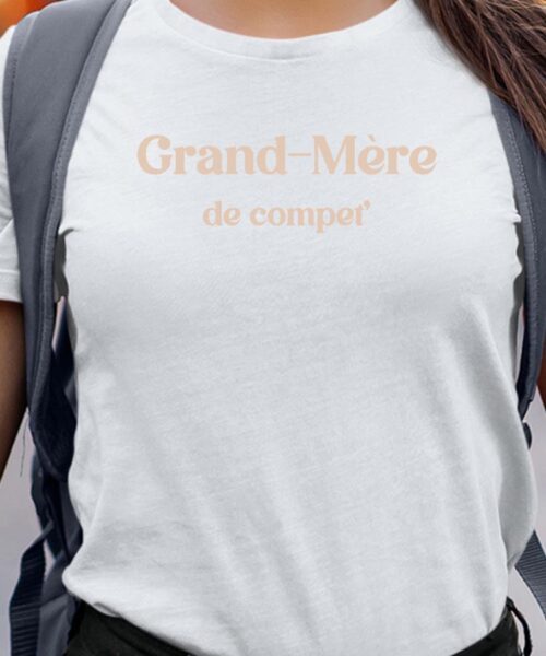 T-Shirt Blanc Grand-Mère de compet’ Pour femme-1