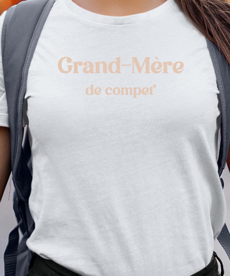 T-Shirt Blanc Grand-Mère de compet' Pour femme-1