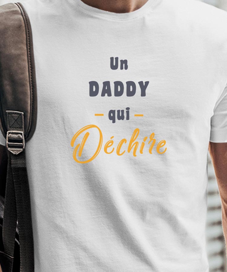 T-Shirt Blanc Un Daddy Qui déchire Pour homme-1