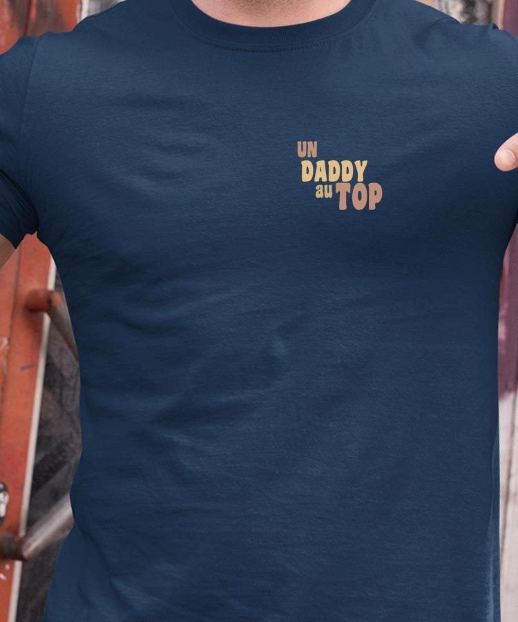 T-Shirt Bleu Marine Un Daddy au top Pour homme-1