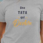 T-Shirt Gris Une Tata Qui déchire Pour femme-1