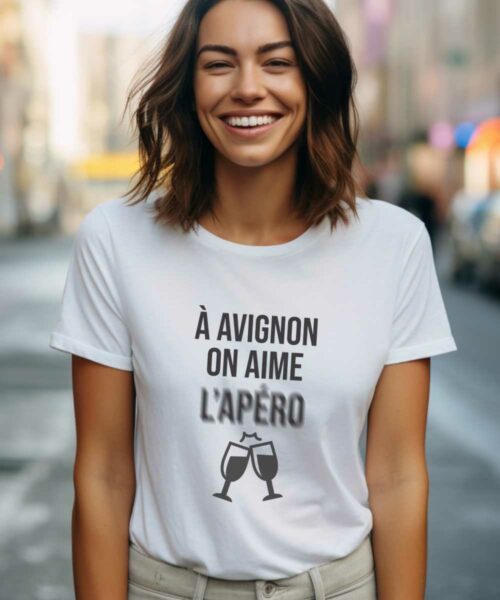 T-Shirt Blanc A Avignon on aime l'apéro Pour femme-2