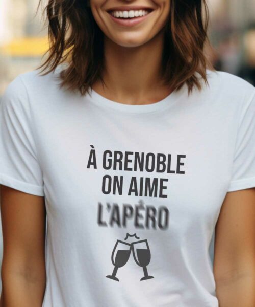 T-Shirt Blanc A Grenoble on aime l’apéro Pour femme-1