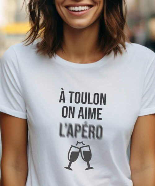 T-Shirt Blanc A Toulon on aime l'apéro Pour femme-1