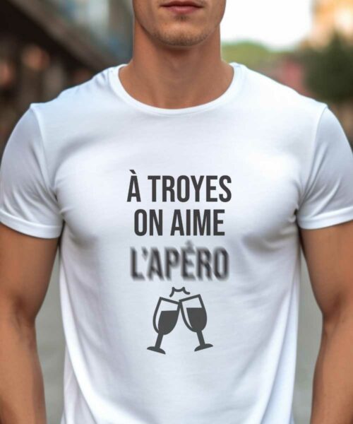 T-Shirt Blanc A Troyes on aime l’apéro Pour homme-1