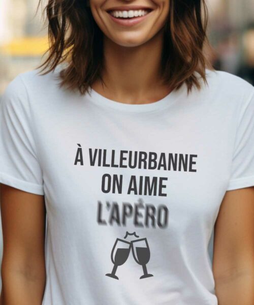 T-Shirt Blanc A Villeurbanne on aime l’apéro Pour femme-1