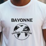 T-Shirt Blanc Bayonne unique au monde Pour homme-2
