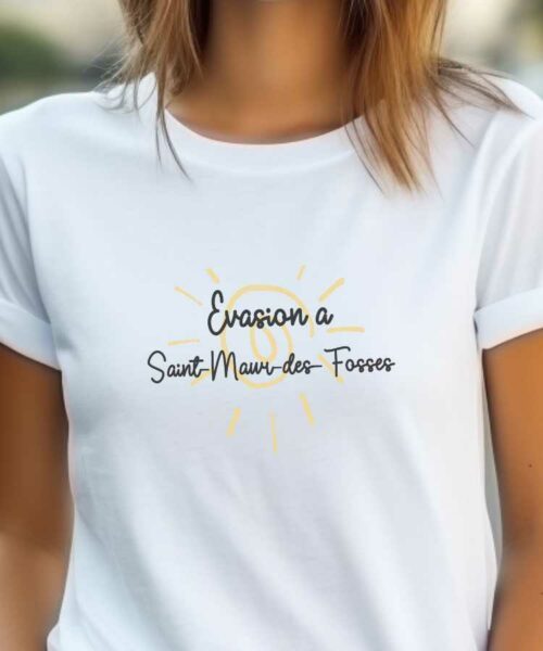 T-Shirt Blanc Evasion à Saint-Maur-des-Fossés Pour femme-1